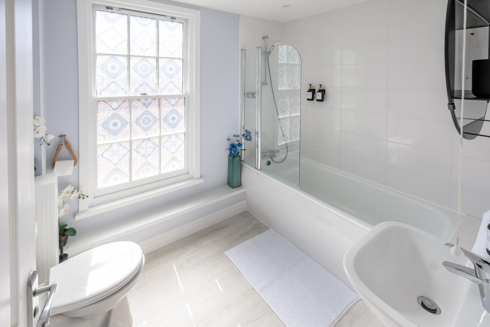 Relaxing Town Centre House - Perfect For Exploring Villa Shrewsbury Luaran gambar