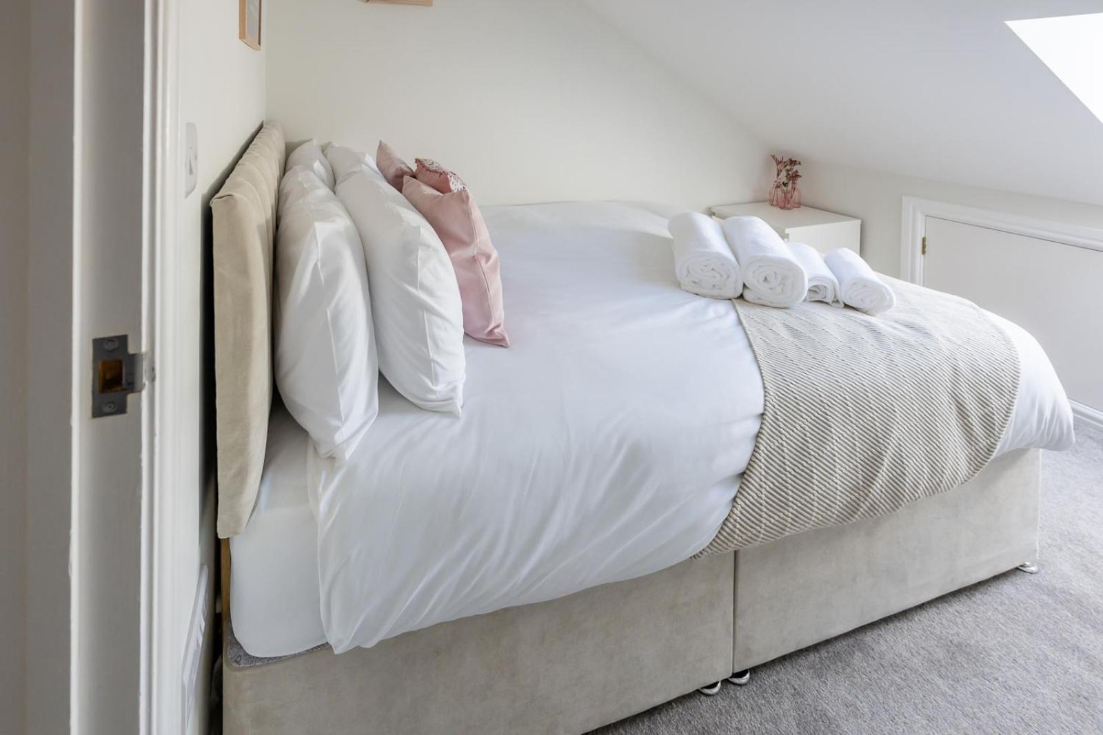 Relaxing Town Centre House - Perfect For Exploring Villa Shrewsbury Luaran gambar